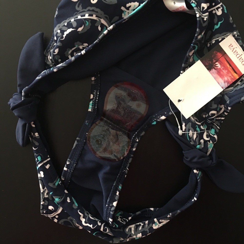 NWT Matching Bikini Set - Picture 6 of 6